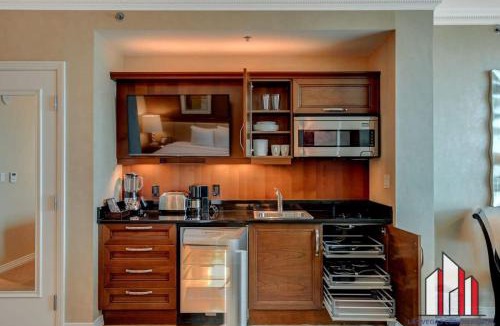 Las Vegas House | MGM Signature-28-618 Jacuzzi Studio