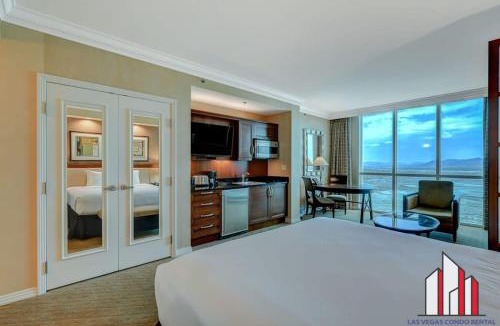 Las Vegas House | MGM Signature-28-618 Jacuzzi Studio