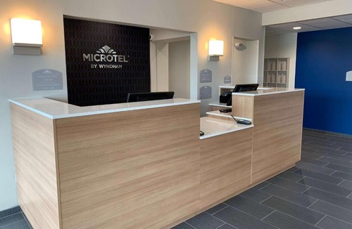 Fountain Hotel | Microtel Inn & Suites by Wyndham Fountain Fort Carson