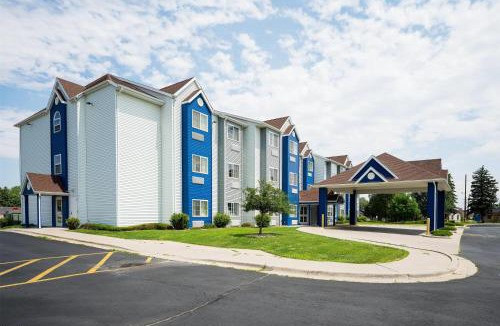Cheyenne Hotel | Microtel Inn & Suites Cheyenne