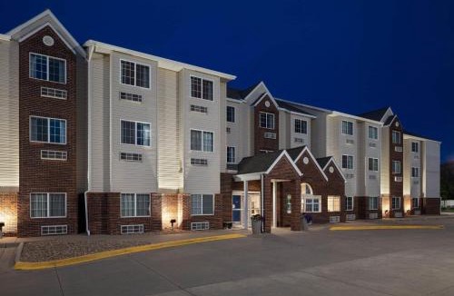 Kearney Hotel | Microtel Inn & Suites - Kearney