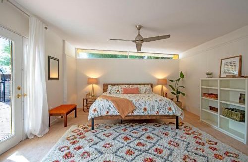 Tucson House | Mid-century 4BR ranch with private pool, 1M to pickleball