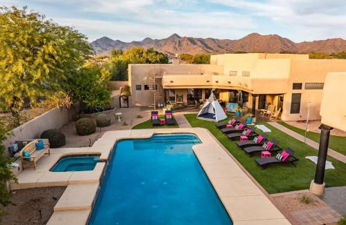 Central Scottsdale House | Midnight At The Oasis