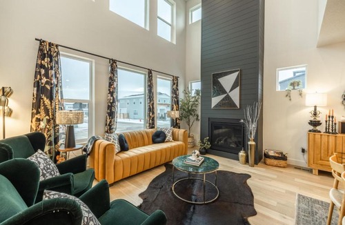 Park City House | Midnight Manor-Modern-Spacious