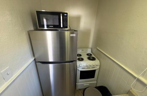 Midtown House | Midtown Hideaway 1 BR Nest