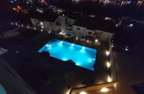 Dobrota Apartment | MiLaz Apartment