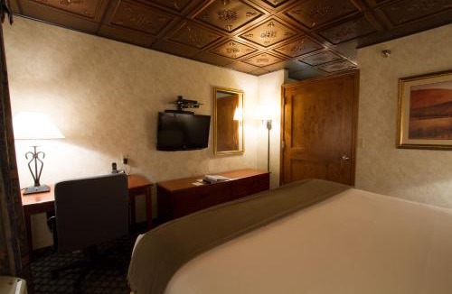 Miles City Hotel | Miles City Hotel & Suites