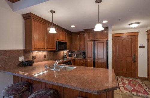Copper Mountain Village House | Mill Club 210