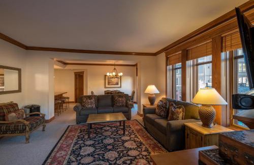 Copper Mountain Village House | Mill Club 210