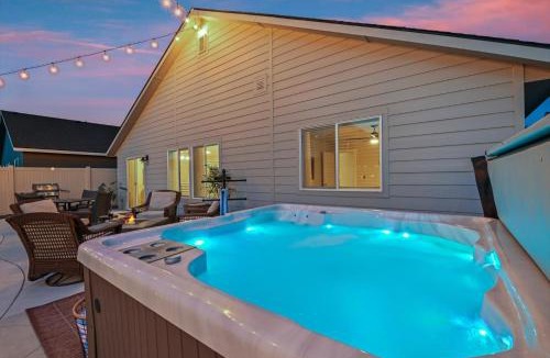 Meridian House | Mineral Spa Fire Pit Game Room Mini Split AC