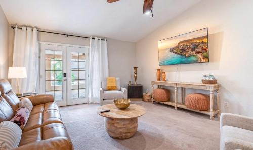 Glendale House | Mins to State Farm Stadium - Pool Fire Pit