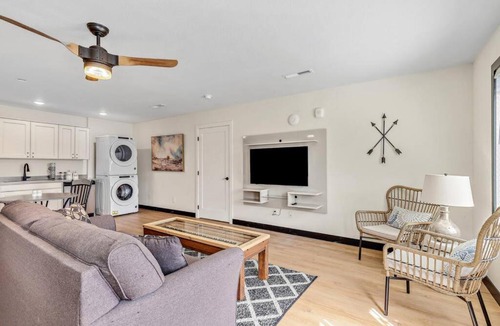 Rapid City Apartment | Modern 2 bdrm loft near restaurants and attractions