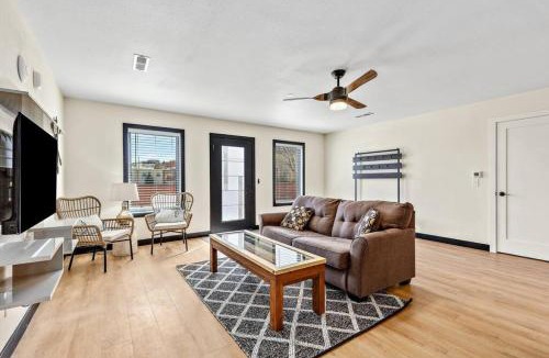 Rapid City Apartment | Modern 2 bdrm loft near restaurants and attractions