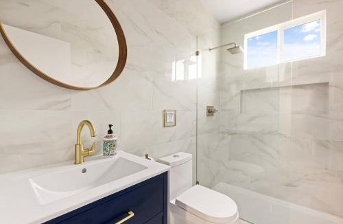 Pasadena Apartment | Modern 2 Bedroom Apt.