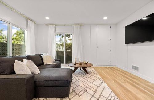 Pasadena Apartment | Modern 2 Bedroom Apt.