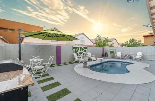 Spring Valley House | Modern 3BR Home with Pool and Patio Close to Strip