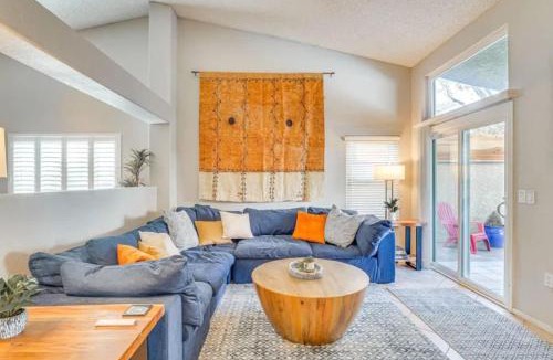 Green Valley House | Modern 3BR Home with Pool Jacuzzi Games Room