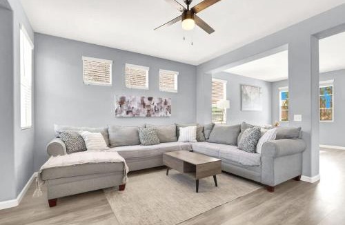 Rhodes Ranch House | Modern 4BR Home with Gym & BBQ near Strip