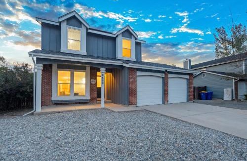 Briargate House | Modern 6BR Home in Briargate
