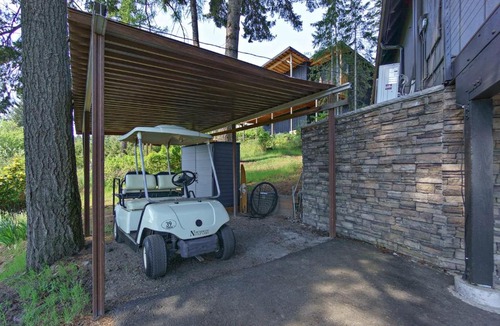 Worley Apartment | Modern A-Frame CabinKayaks, Golf Cart & Boat Slip