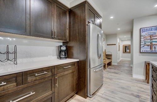 Beaver Creek Apartment | Modern and Updated St James Premium 3 Bedroom Residence condo