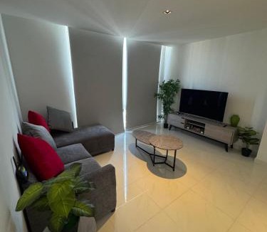 Monterrey Centro Apartment | Modern Apartment Pool & Gym by Paseo Santa Lucía