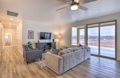 St. George Apartment | Modern Apartment w/Beautiful Mountain Views!