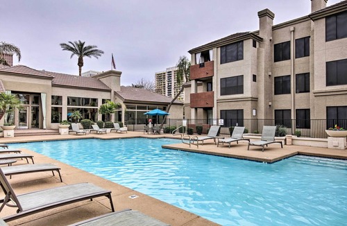 Encanto Condo | Modern Condo w/Pool Access ~ 3 Mi to Dtwn Phoenix
