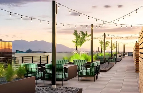 Downtown Salt Lake City Apartment | Modern Downtown 2BR 2BA with City Views Fire Pit Walk to Delta Center