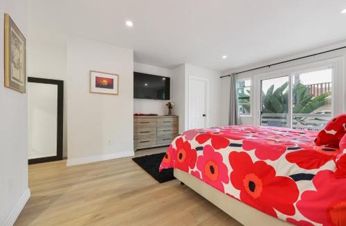 Encinitas House | Modern Dream Home - Fire Pit, Grill, Large Yard & AC