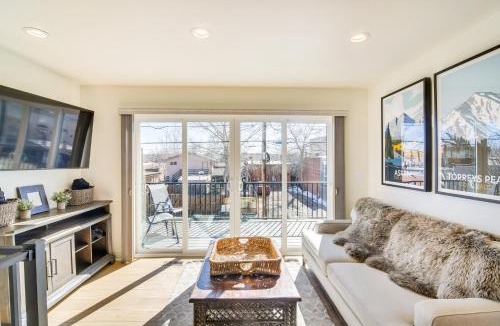 Erie House | Modern Erie Home - Walk to Downtown!