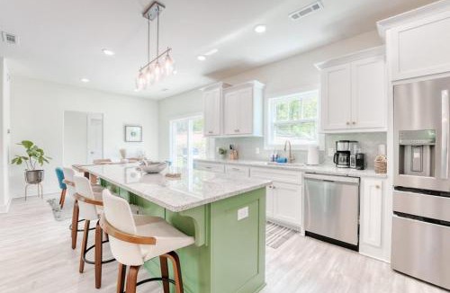 Bella Vista House | Modern Escape - Bella Vista Trails & Comfort