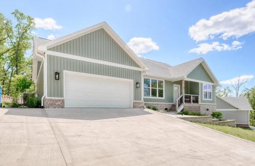 Bella Vista House | Modern Escape - Bella Vista Trails & Comfort