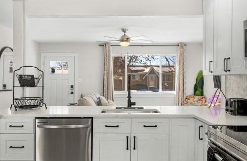 Welby House | Modern Family Friendly Escape Central 5 Bedroom