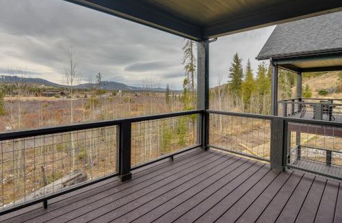 Rendezvous House | Modern Fraser Townhome with River Views Near Skiing!