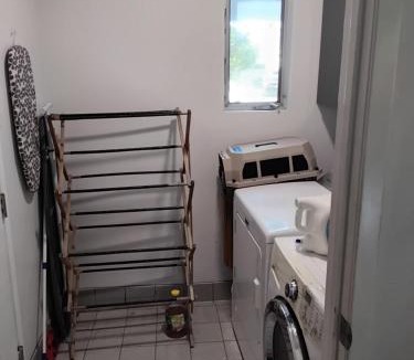 The Plaza House | MODERN HOMESHARE Guest room & bath CSULB Eldorado park