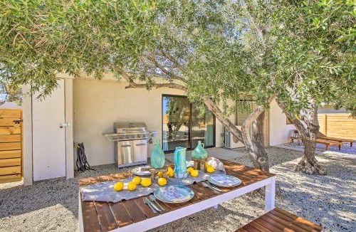 Joshua Tree House | Modern Joshua Tree Bungalow with Fire Pit & BBQ!