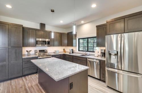 Kalispell House | Modern Kalispell Retreat: 37 Mi to Glacier NP