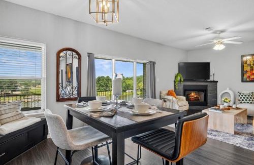 Mid America Apartment | Modern Lakefront Elegance Brooklynns Bay