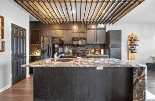 Mid America Apartment | Modern Lakefront Elegance Brooklynns Bay
