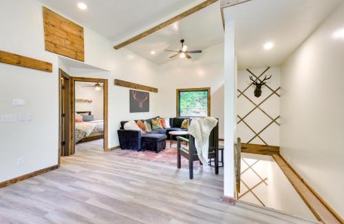 Cass County House | Modern Louisville Home on 3 Acres w/Gas Fire Pit!