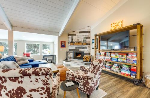 Eagle-Vail House | Modern Mountain Escape on Golf Course w/Hot Tub!