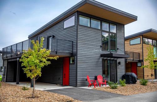 Whitefish House | Modern Mountain Townhouse at The Quarry