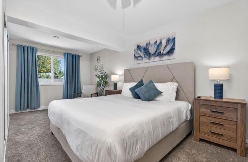 Paradise Valley Village House | Modern Phoenix Stay with Hot Tub and Pool
