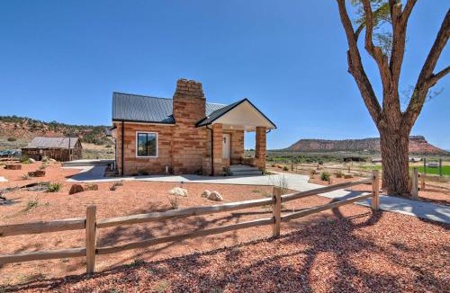 Kanab House | Modern Ranch House with Panoramic Red Butte Views