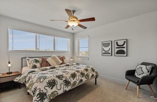 Old Town North House | Modern Retreat - Close to Old Town