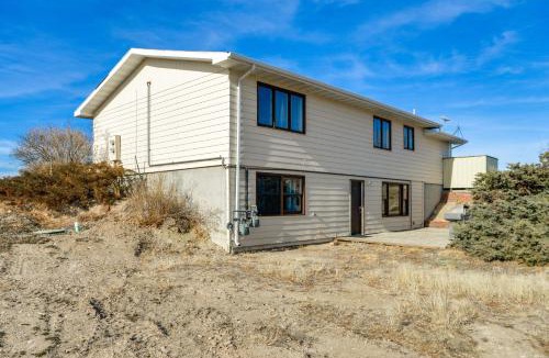 Riverton Apartment | Modern Riverton Retreat: Near 4th of July Parades!