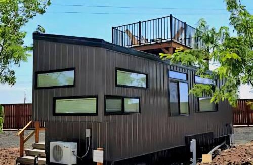 Apple Valley House | Modern Zion Getaway & Pet-Friendly Tiny Home