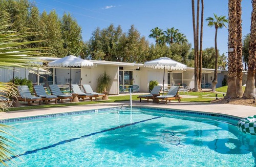 Desert Park Estates House | Monkey Tree Hotel 12