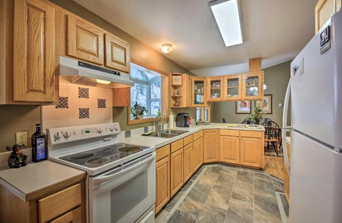 Rexford House | Montana Home on 5 Acres: Near Lake Koocanusa!